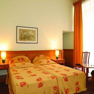 Economy Quadruple Room
